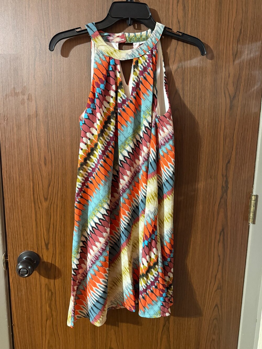 As U Wish Sleeveless Keyhole Dress Colorful Abstract Print Size M